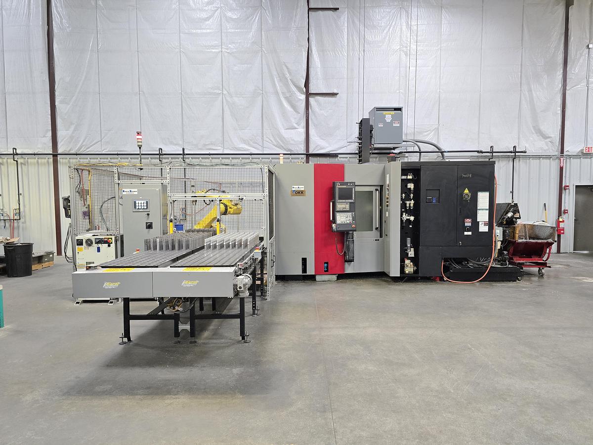 Used 2016 OKK HMC400 4-Axis CNC Horizontal Machining Center with Integrated FANUC 6-Axis Robotic Loading Cell