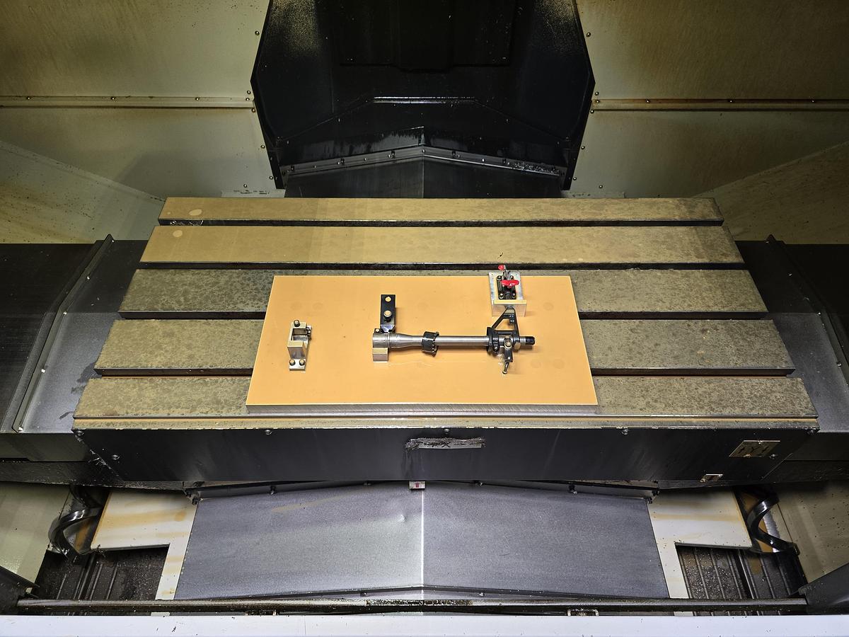 Used 2012 Doosan DNM500 CNC Vertical Machining Center