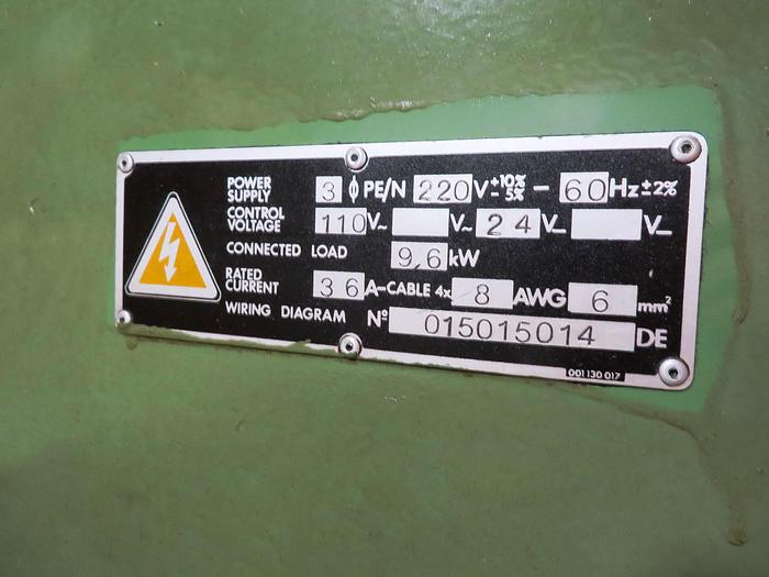 Used Nardini SZ25120T 25" x 120" Gap Bed Engine Lathe