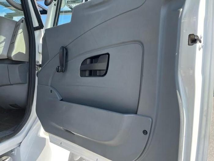 Used Altec AM55-E 60ft Over-Center Bucket Boom on 2009 International 7400 4x4 Utility Truck - C96023