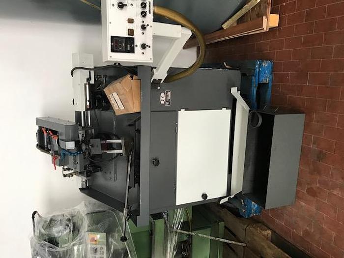 Usato Affilatrice  per lame circolari in metallo duro AKEMAT completamente revisionata a nuovo