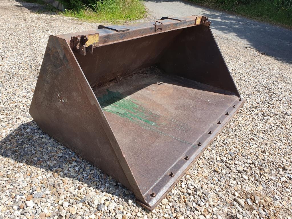 Used Suton Grain Bucket