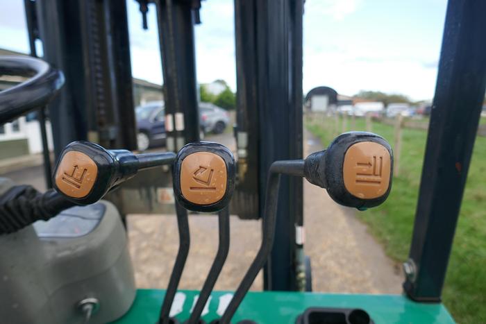 Used 2015 MAXIMAL 2.5T