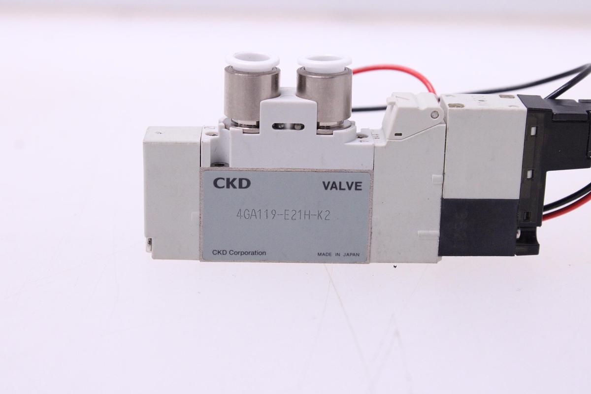 Usado Electroválvula CKD 4GA119-E21H-K2
