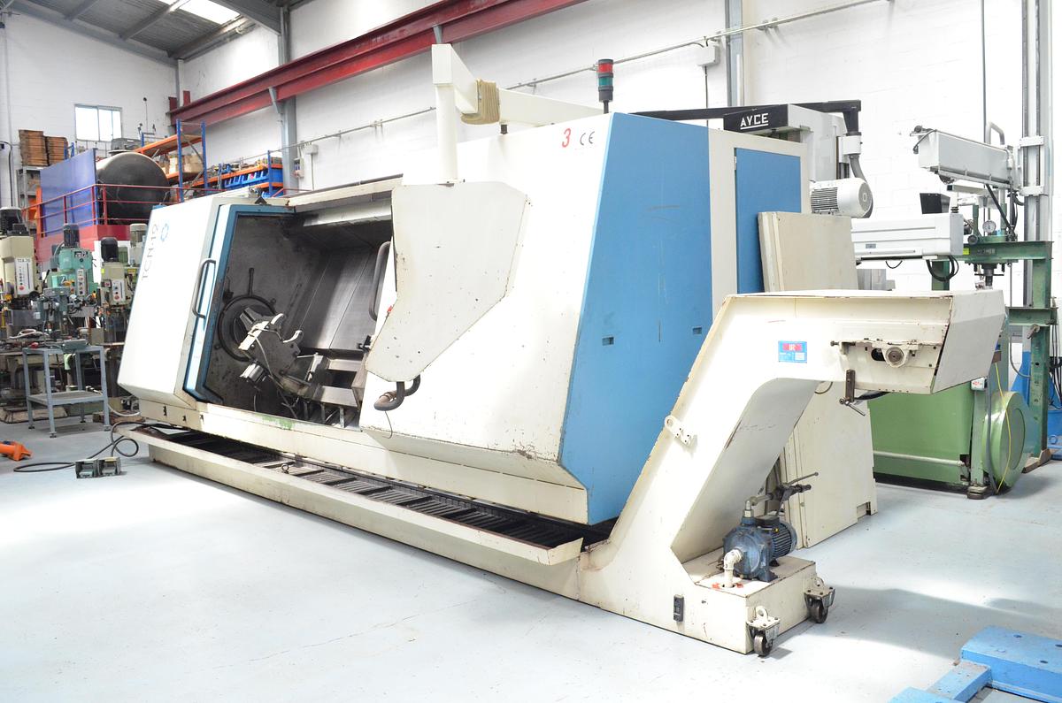 Usado Torno cnc Lealde TCN-12 de 3000mm e.p