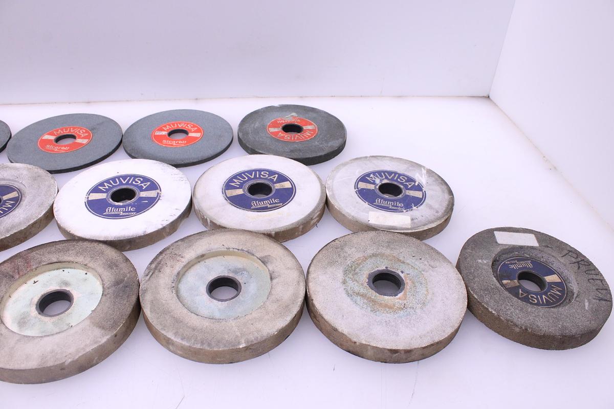 Usado Lote Muelas Rectificado Muvisa 180 mm - 21 Unidades