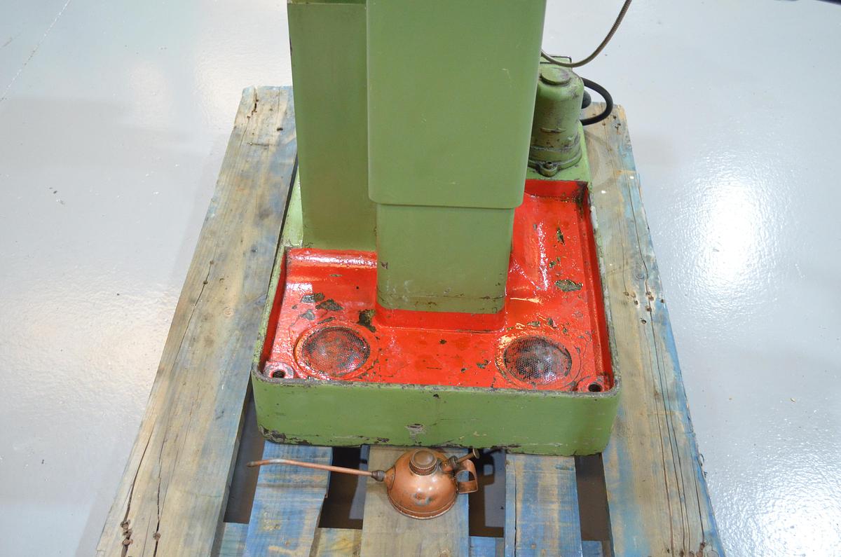 Usado Fresadora Metba MB-1 con visualizador 3 ejes