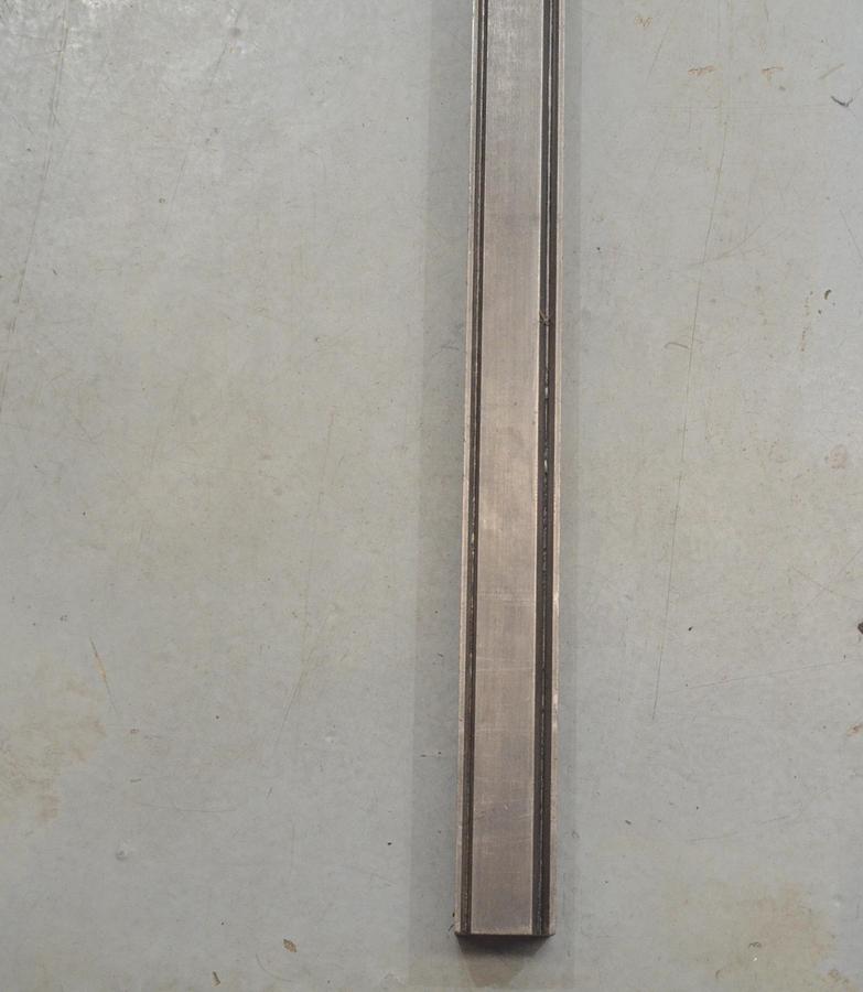 Usado Matriz 54x54 varias V 2130mm