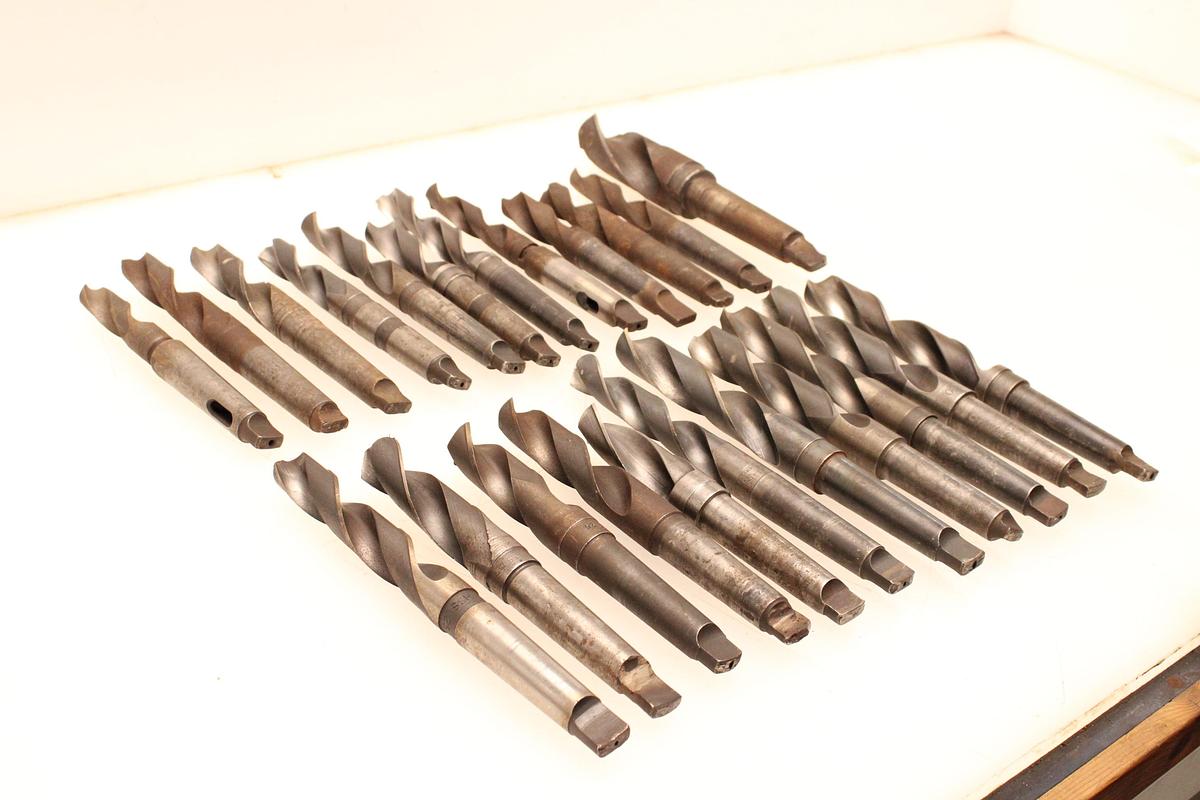 Usado 23 Brocas Mango Cónico MT3 - 21,5 hasta 46 mm