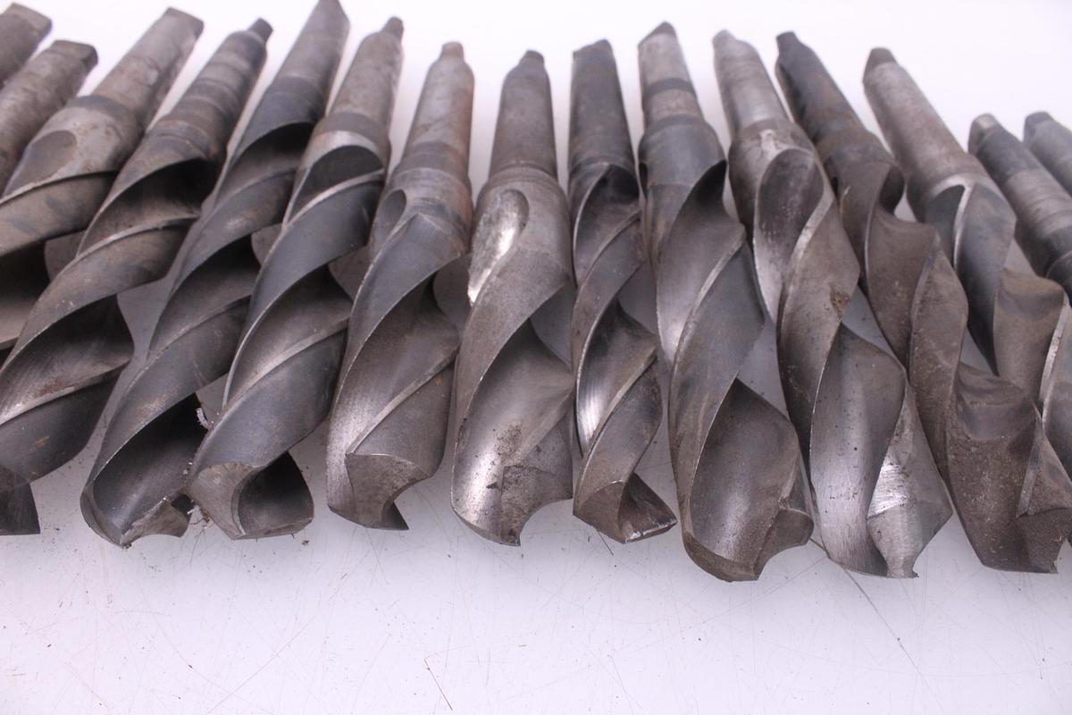 Usado 25 Brocas Taladro Mango Cónico Morse MT4