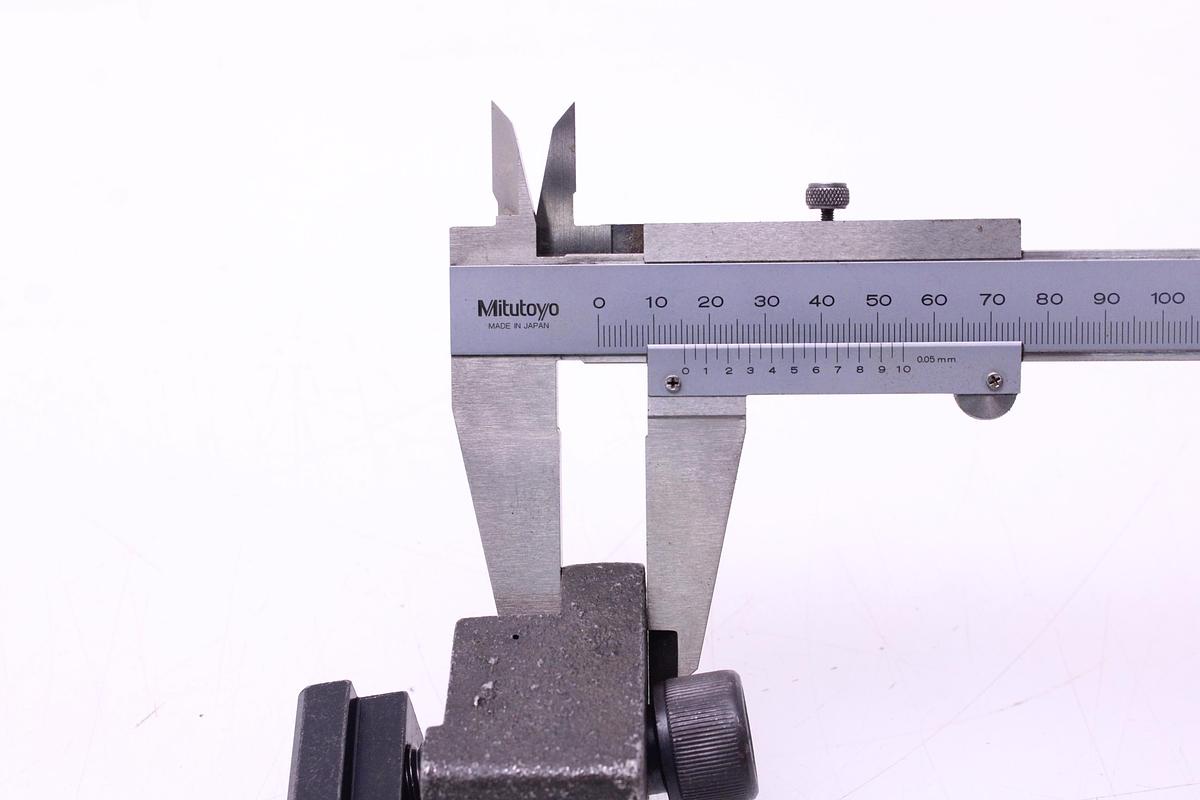 Usado Garras de Sujeción Ranura en T 18mm - 2 Unidades