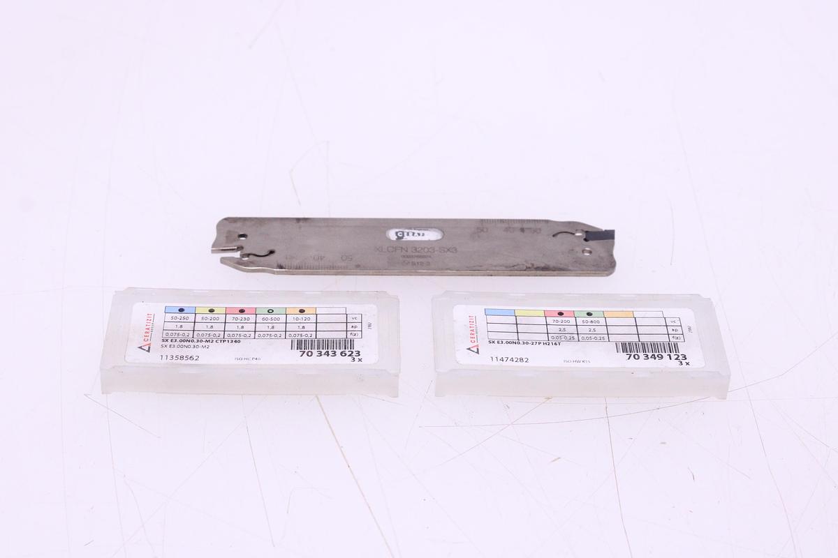 Usado Placa Tronzado Ceratizit XLCFN 3203-SX3 y plaquitas de Widia