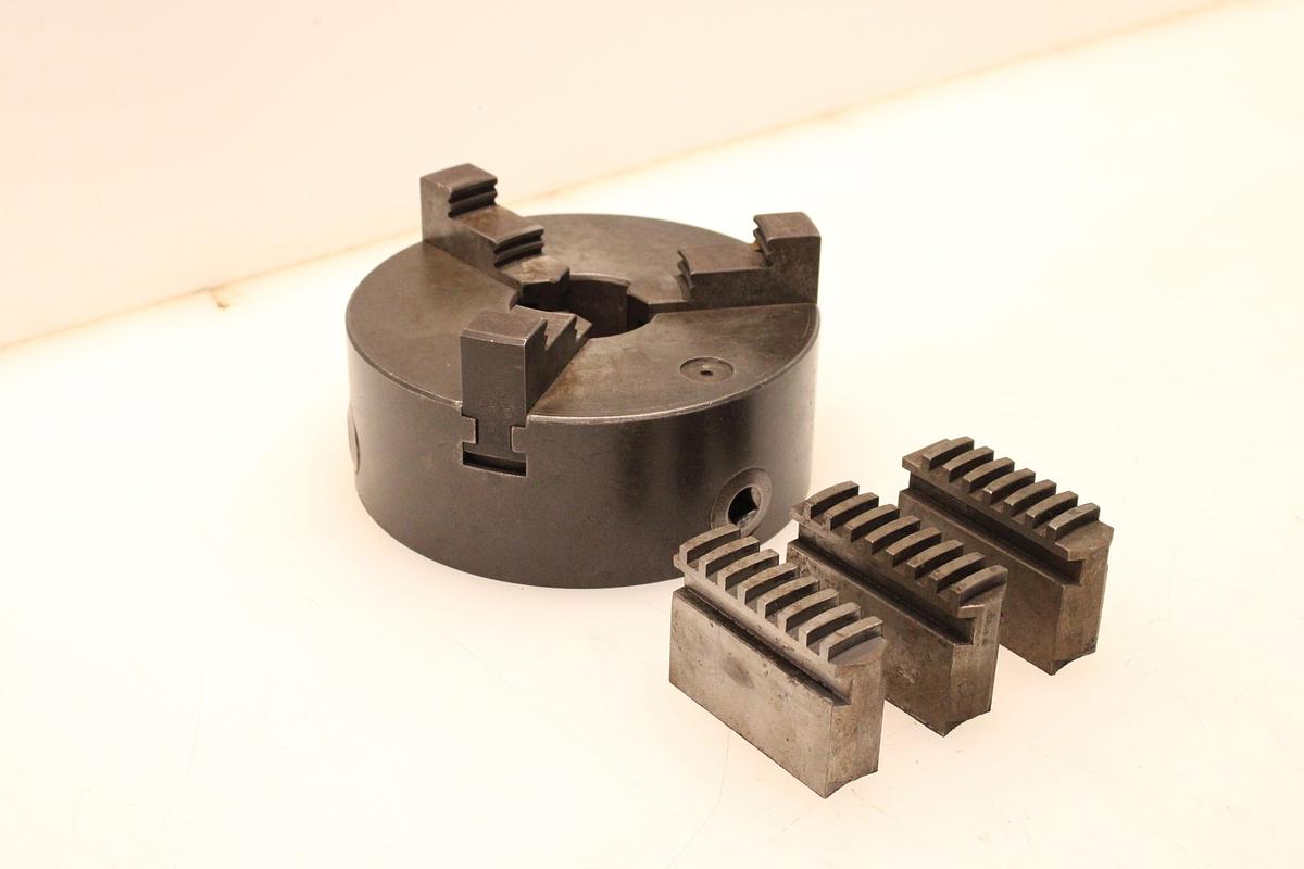 Usado Plato 3 Garras para Torno 190 mm + juego de 3 garras