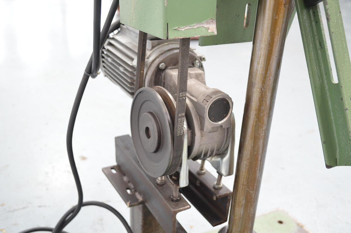 Usado Devanadora motorizada con motorreductor SISMEC