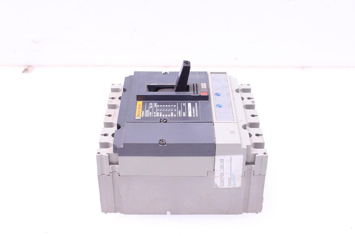 Usado Disyuntor Merlin Gerin Compact NS250N