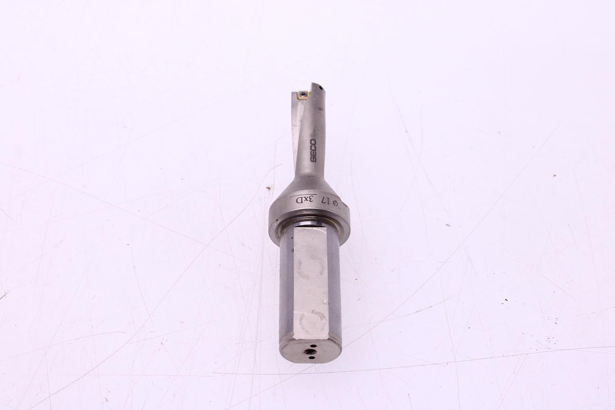 Usado Broca Portaplaquitas SECO SD503-17-51-25R7 + Widias SPGX0502 / SCGX050204