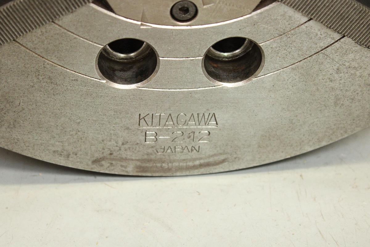Usado Plato 3 Garras Kitagawa B-212 para Torno
