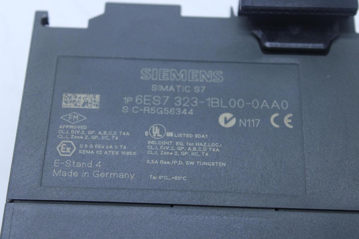 Usado Módulo E/S Digital Siemens 6ES7323-1BL00-0AA0