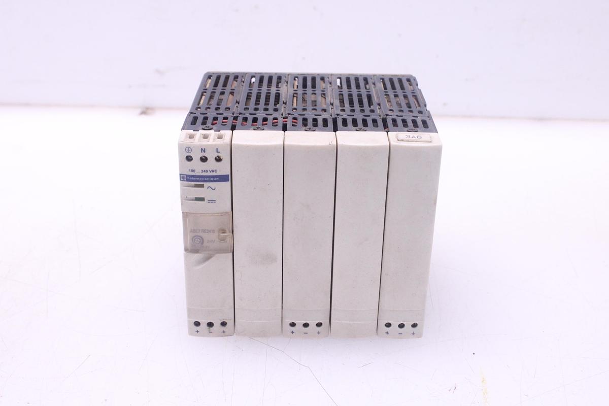 Usado Modulo fuente de alimentación Telemecanique ABL7 RE2410