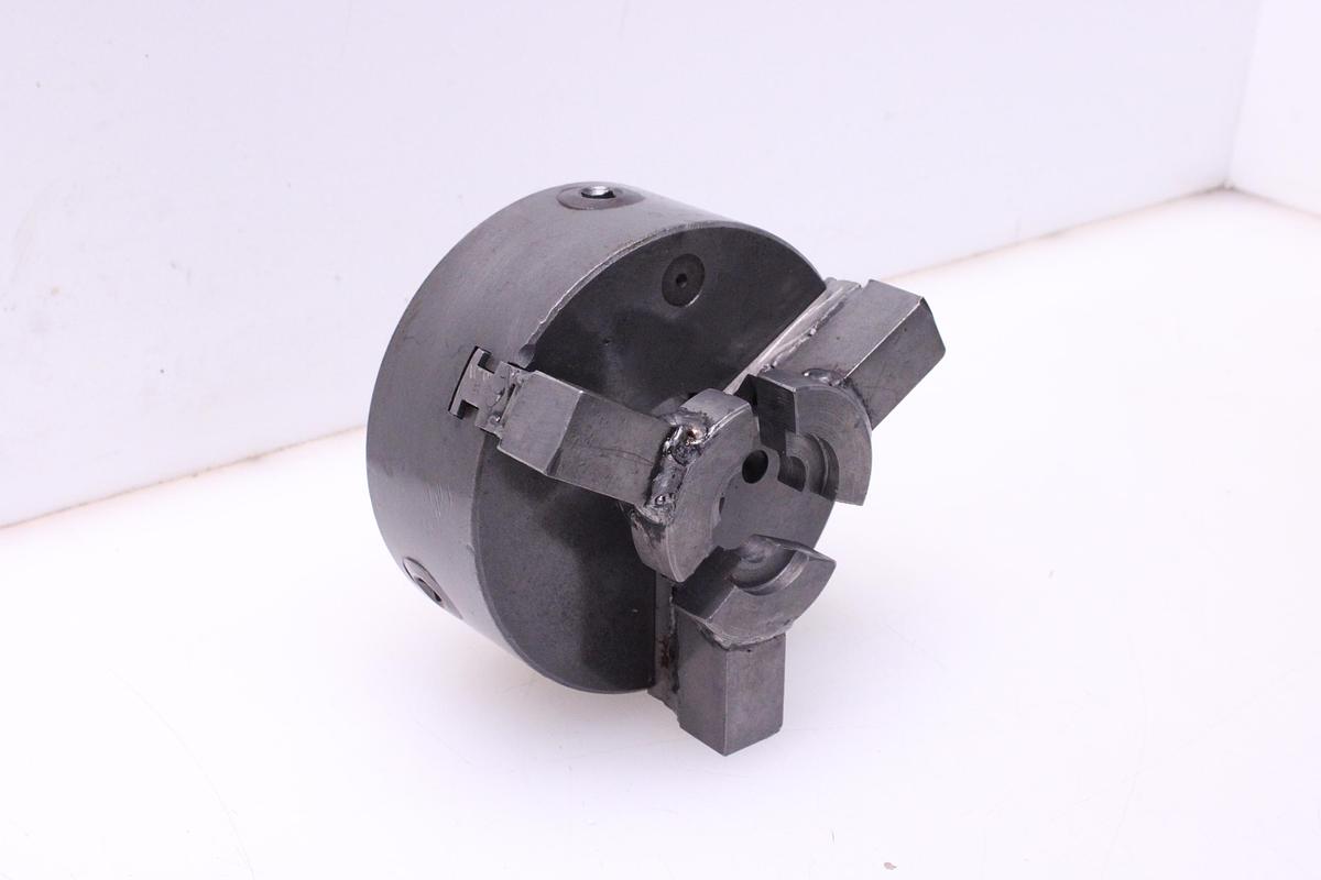 Usado Plato para Torno 3 Garras 190 mm