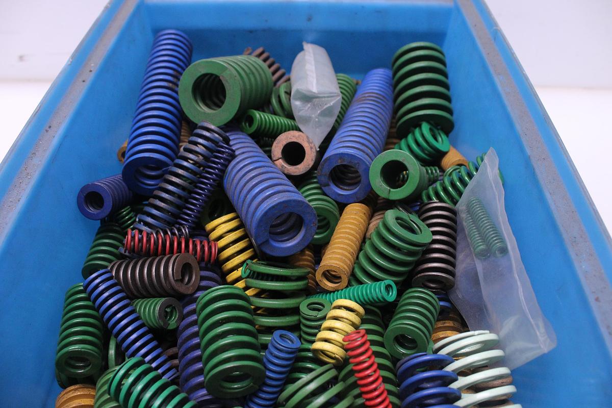 Usado Lote de Muelles de Matriceria