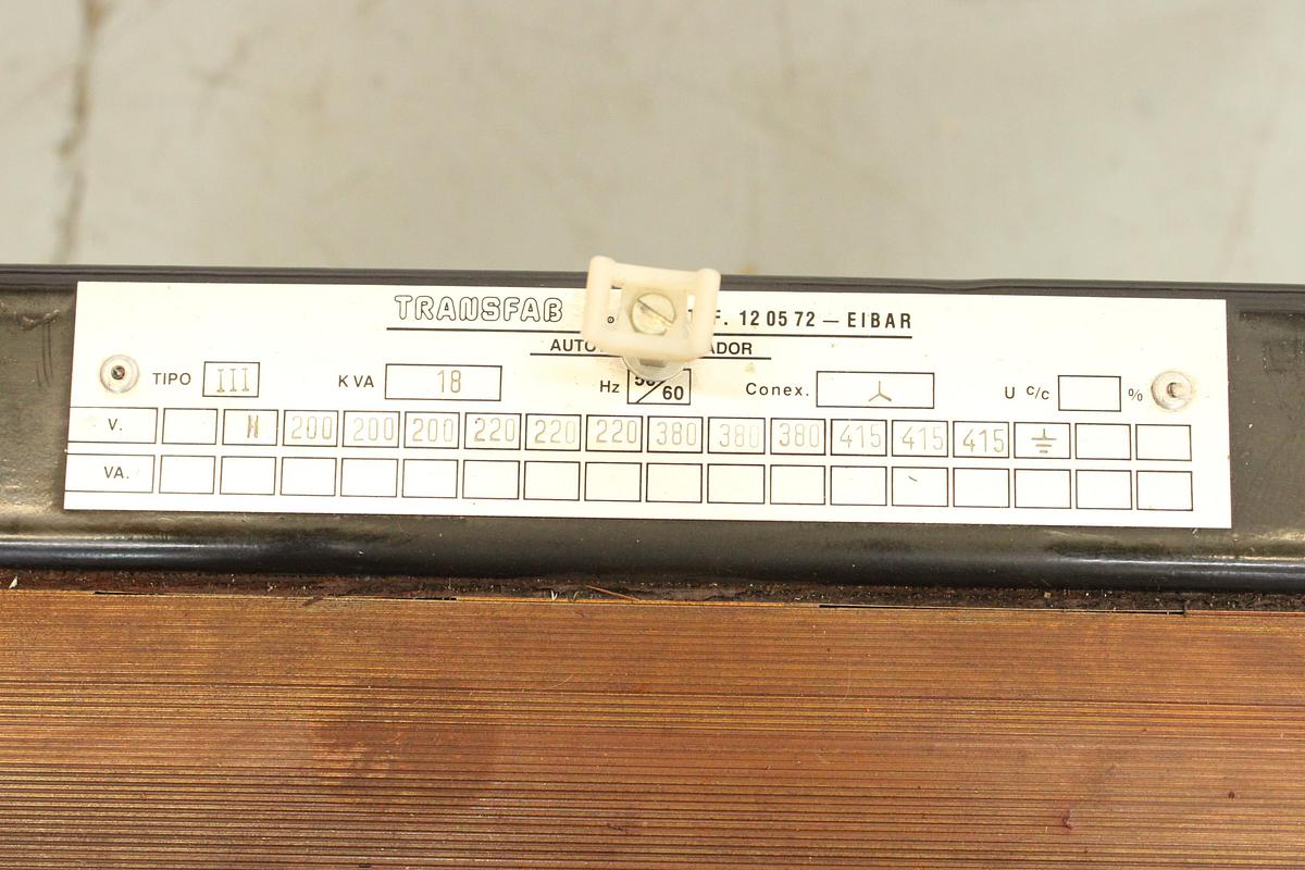 Usado Transformador Trifasico TRANSFAB 18 KVA