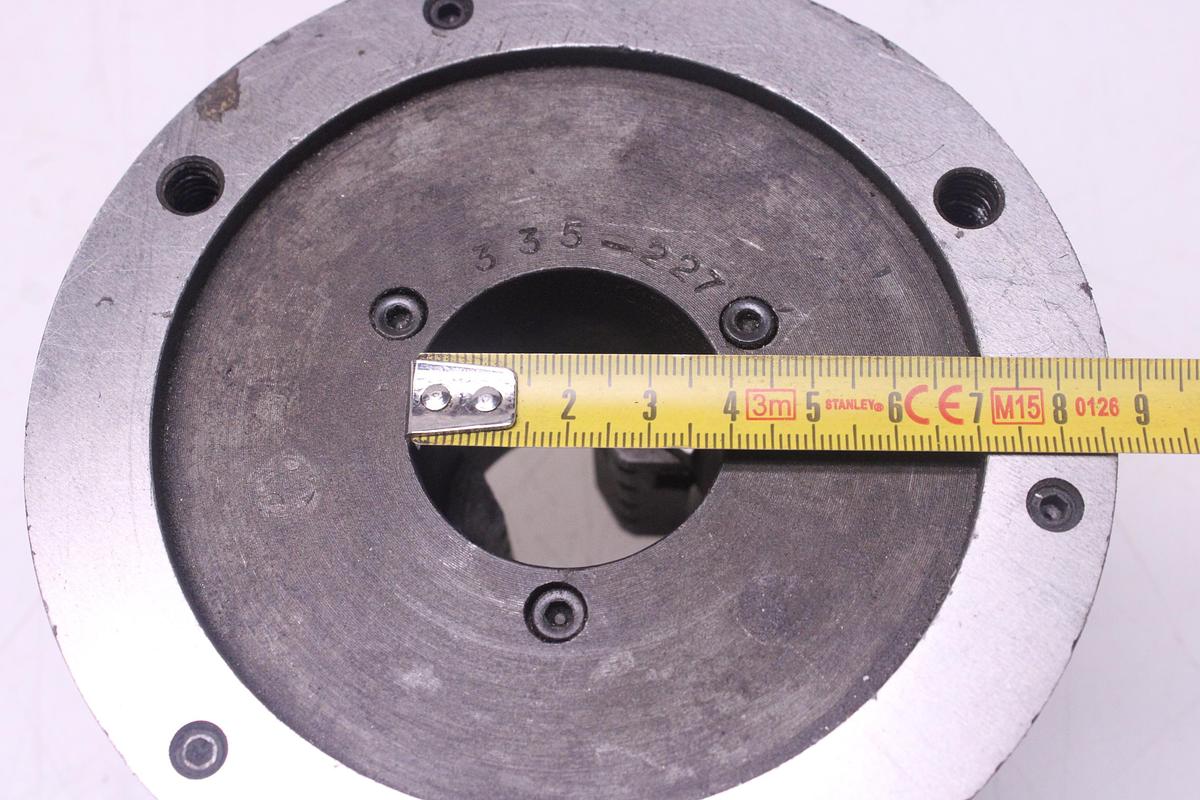 Usado Plato para Torno TdeG 135mm con base metalica