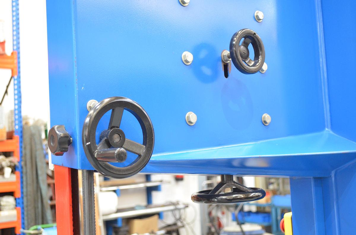 Usado Sierra vertical Wood Band Saw MJ346