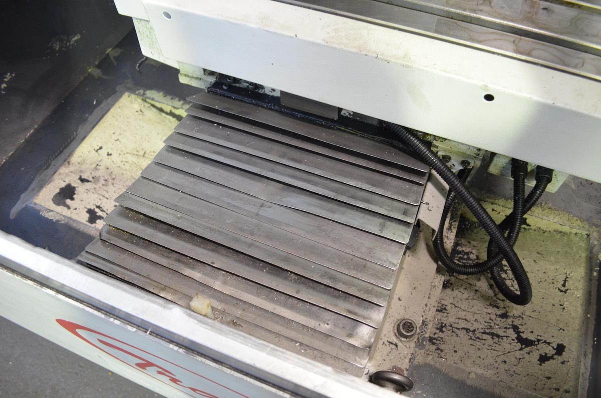 Usado Fresadora cnc bancada Travis MM-4 2017 cnc Fagor 8055i