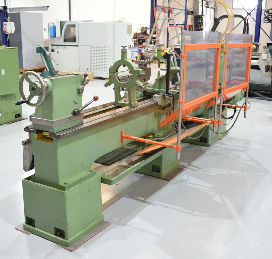 Usado Torno AP E-2 de 2.200mm e.p. con CE