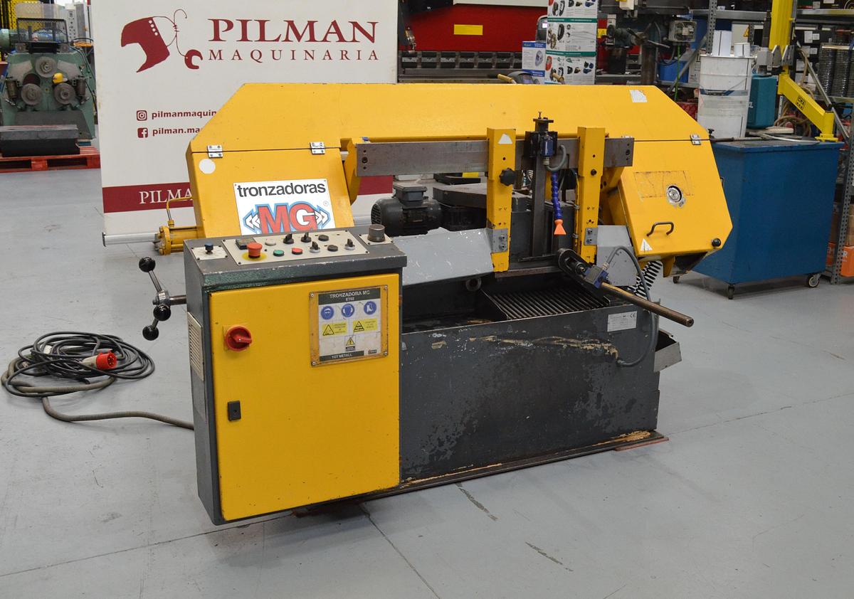 Usado Sierra cinta usada semi-automática MG BMSO 320L