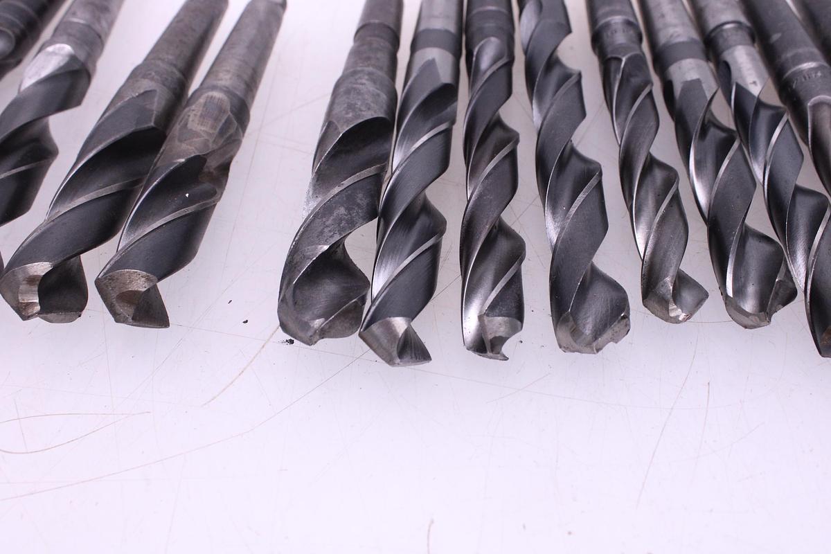 Usado Juego Brocas Metal 14,25 a 23 mm Mango Cónico Morse MT2 - 26 Unidades