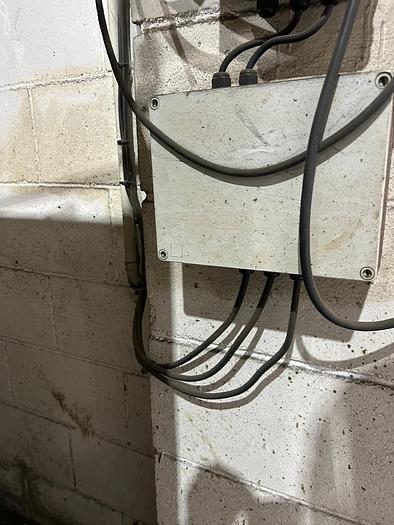 Usado Línea pintura en polvo con cabina y horno secado