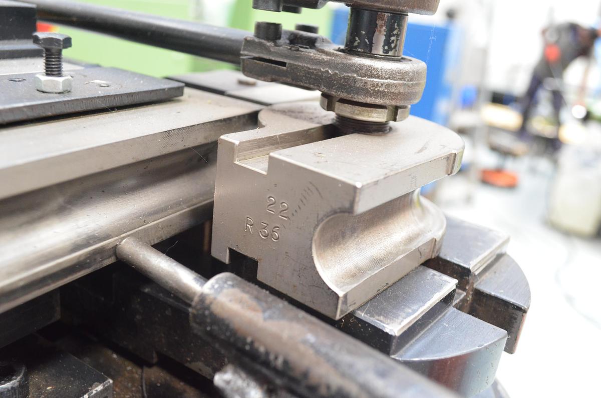 Usado Curvadora de tubos cnc StarBend STAR 250 CN3-PC-S