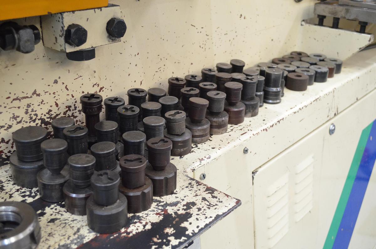 Usado Punzonadora Geka Hydracrop 55 SD