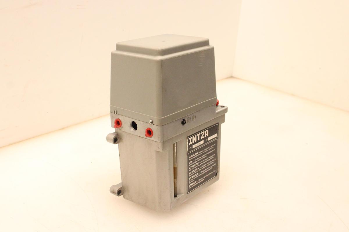 Usado Bomba de Engrase INTZA 130410220