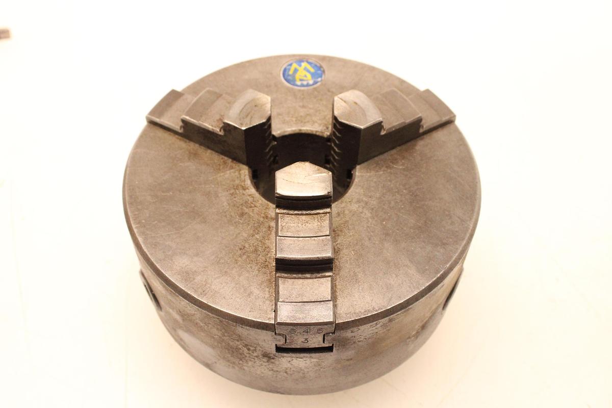 Usado Plato de 3 Garras MAN para torno 200mm