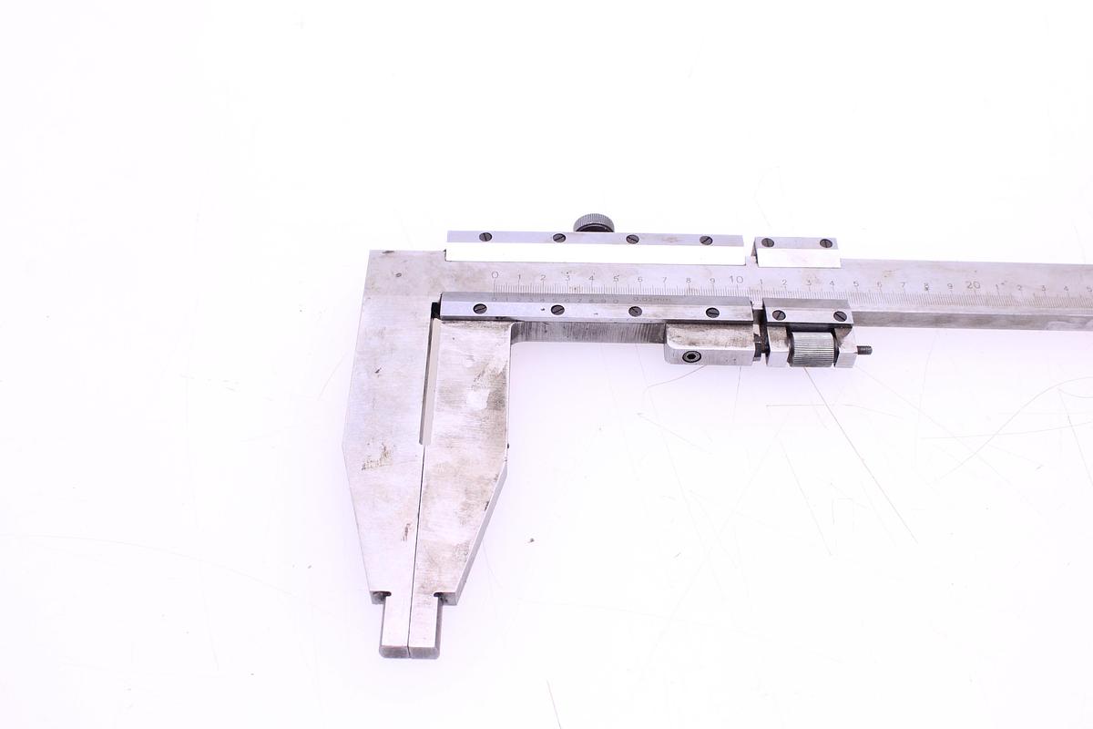Usado Calibre Pie de Rey KENNON 1000mm