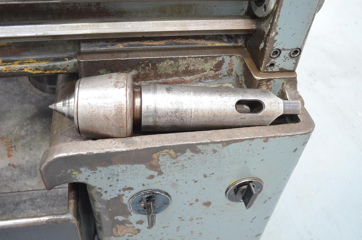 Usado Torno Amutio HB 575 - 1.000mm e.p