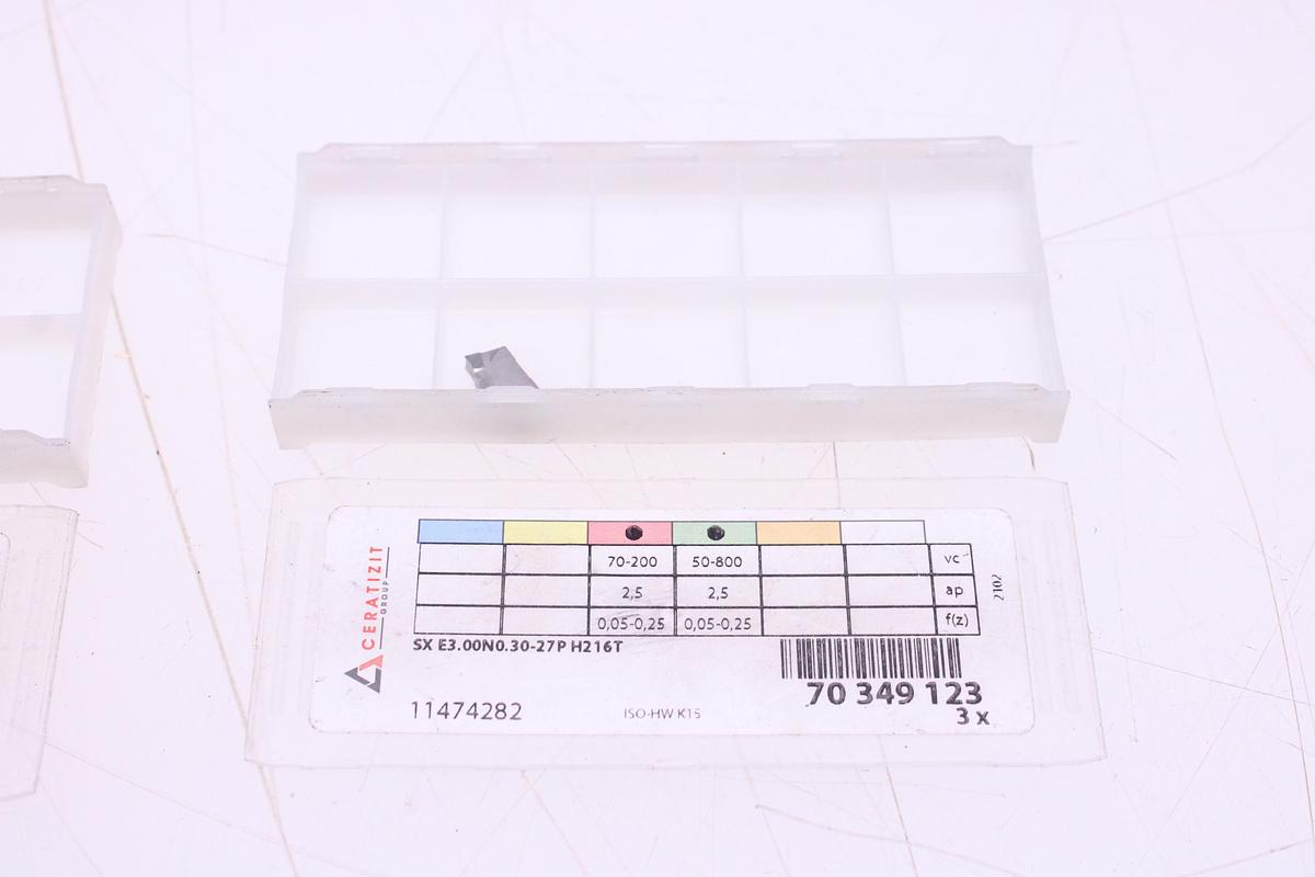 Usado Placa Tronzado Ceratizit XLCFN 3203-SX3 y plaquitas de Widia