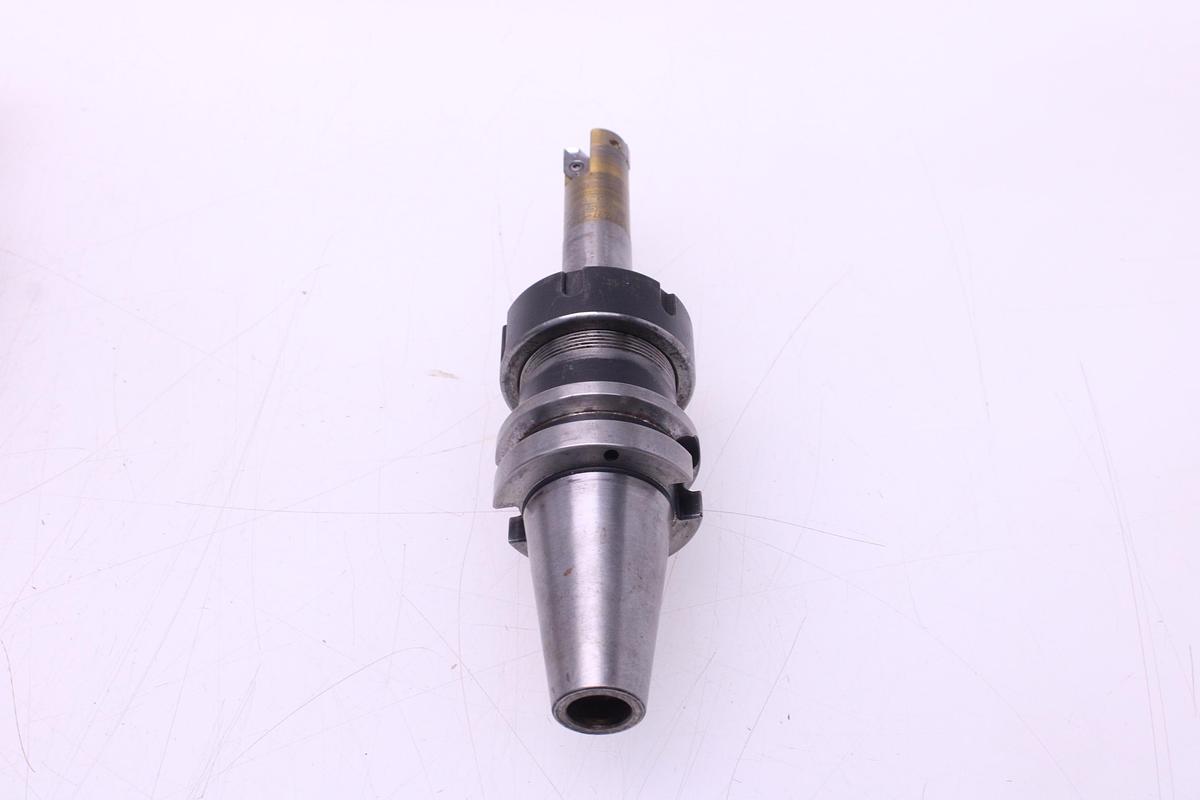 Usado Fresas Cono ISO40 SECO R217.97-1640RE-X12.3A, R217.97-2525.0-X12.2A, R217.97-1225RE-X12.2A + Widias XPKX12T308PDER