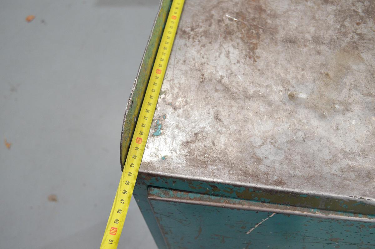 Usado Armario metálico 1 puerta 500x430x940(h)mm