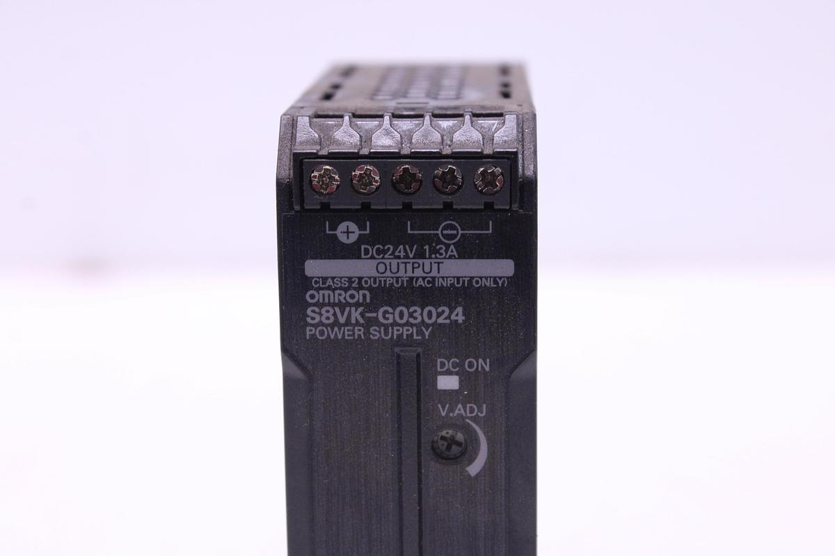 Usado Modulo Fuente de Alimentación OMRON S8VK-G03024