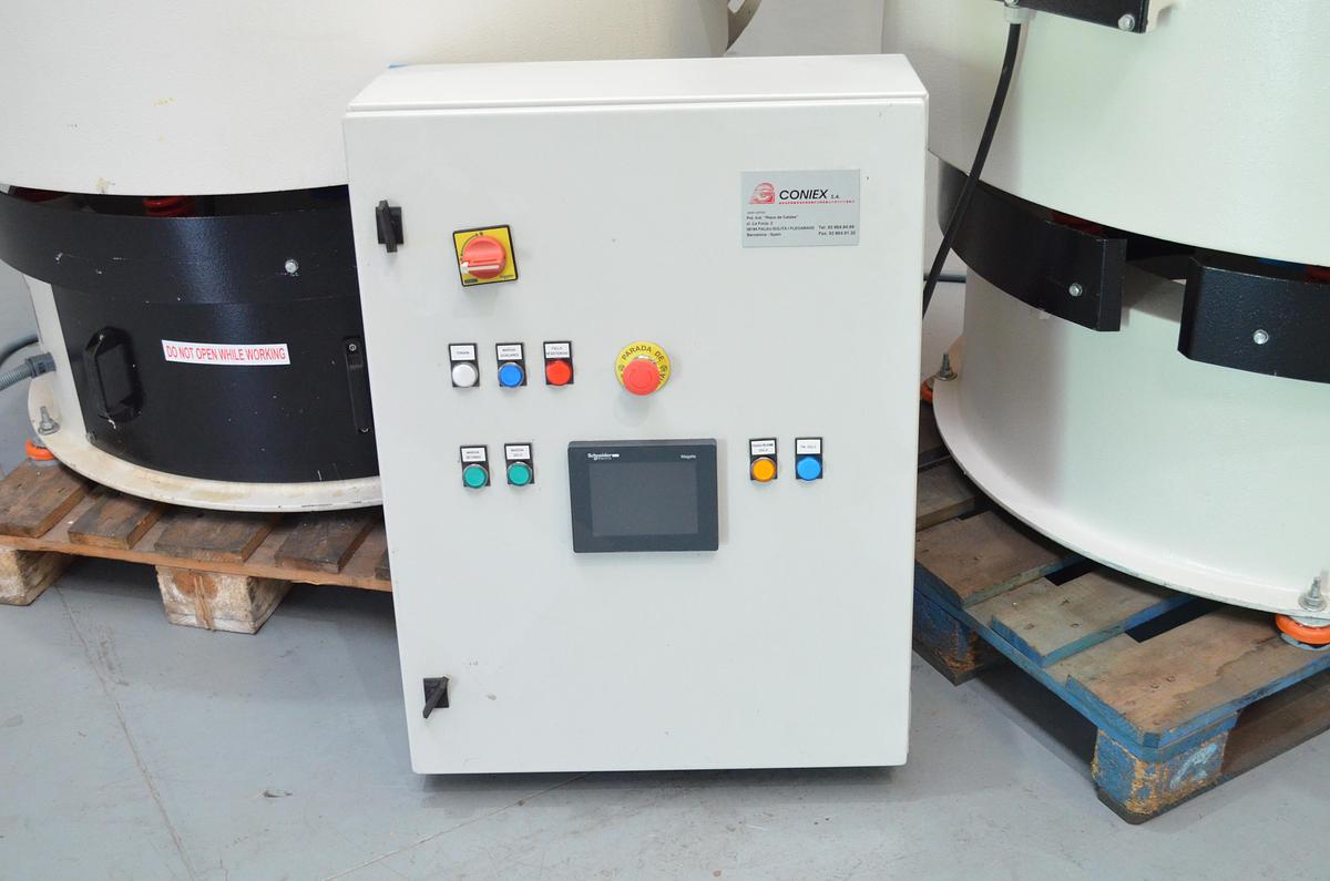 Usado Bombo vibradores ERBA EVK-350 y EVP-A 350