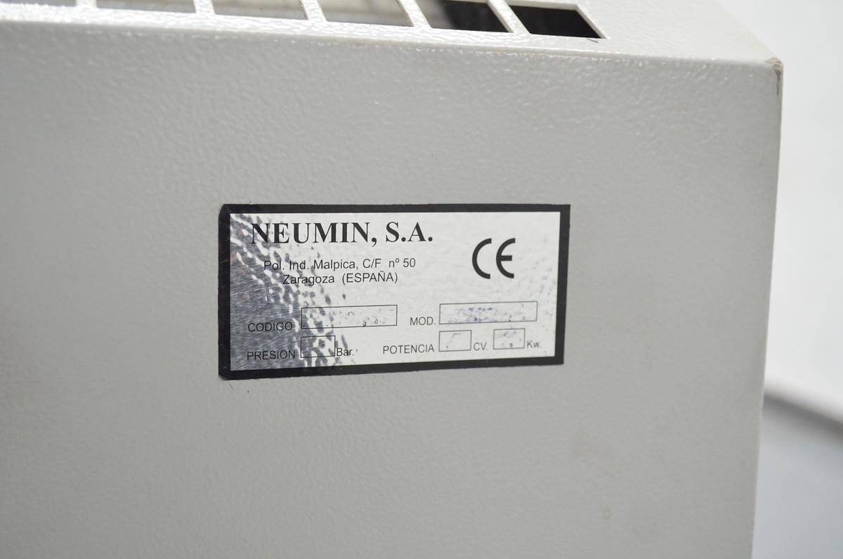 Usado Compresor tornillo Josval Mistral Serie 15B Año 2008