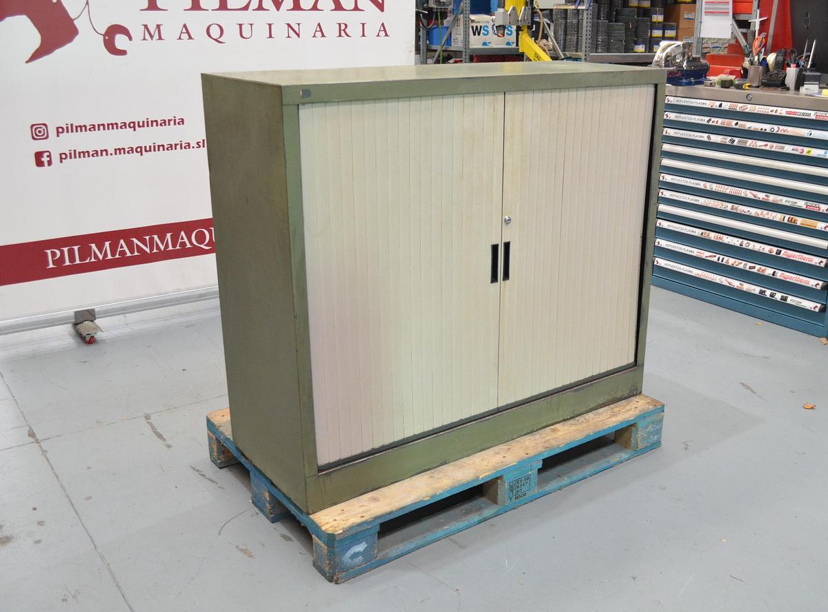 Usado Armario metálico con persiana 1200x450x1020(h)mm