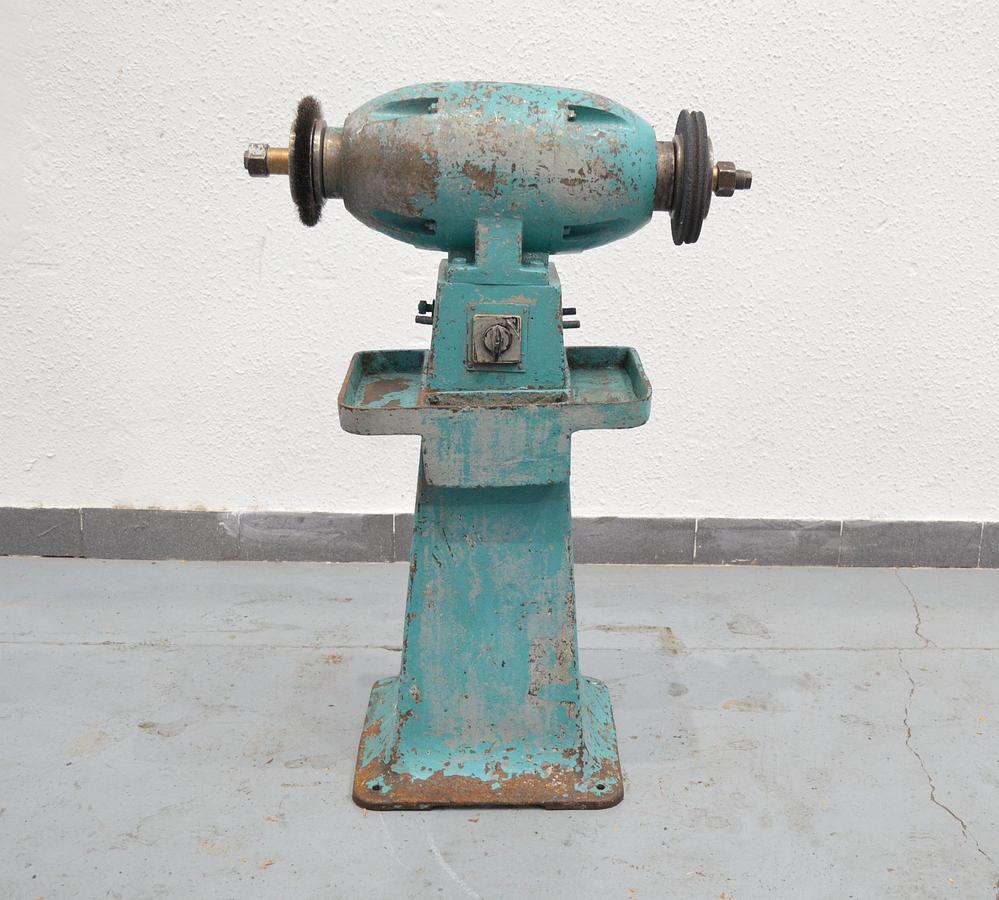 Usado Esmeriladora verde 1Hp - Muela 200mm