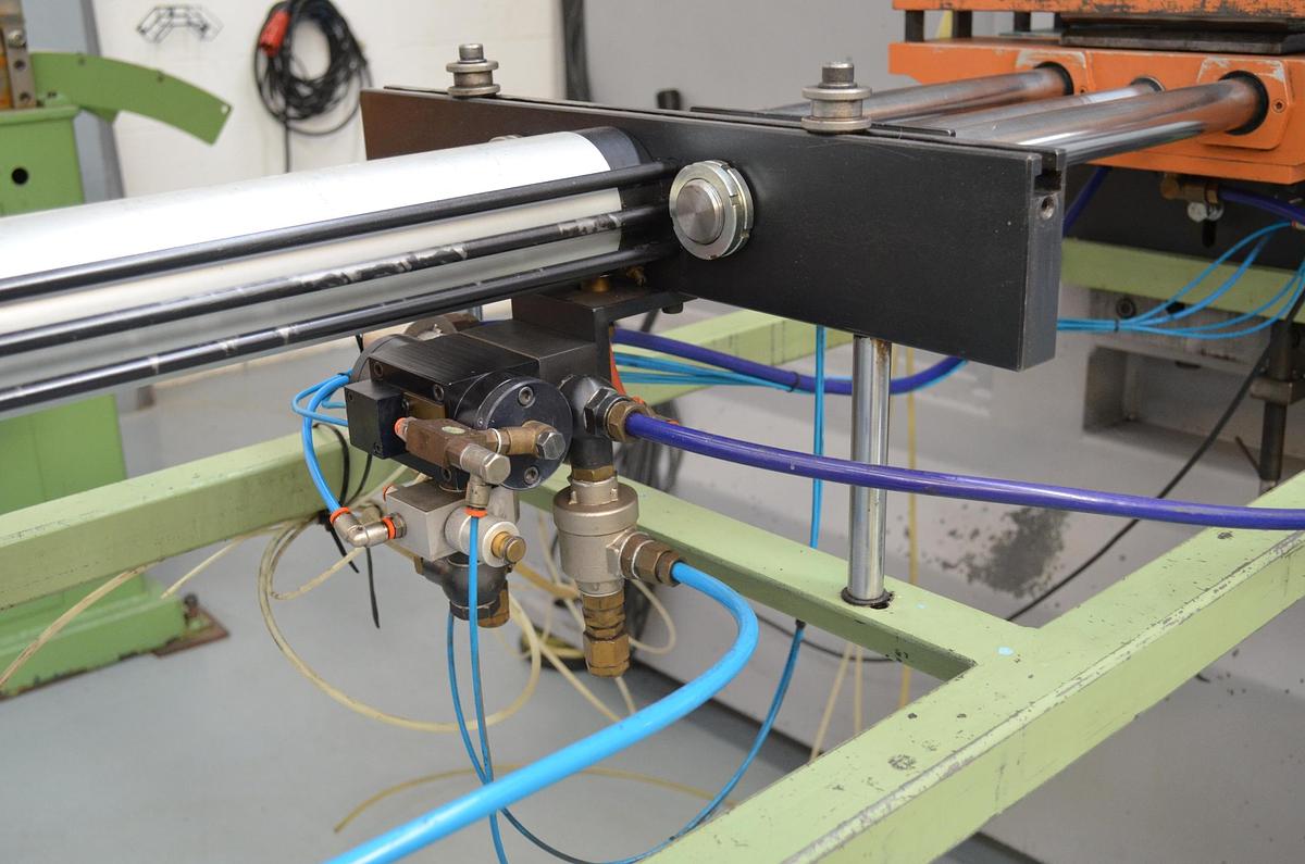 Usado Prensa excentrica PRESSIX 130CNR6 con tope