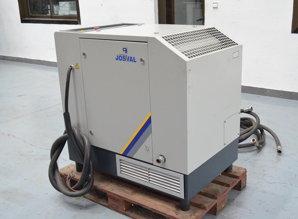 Usado Compresor tornillo Josval Mistral Serie 15B Año 2008