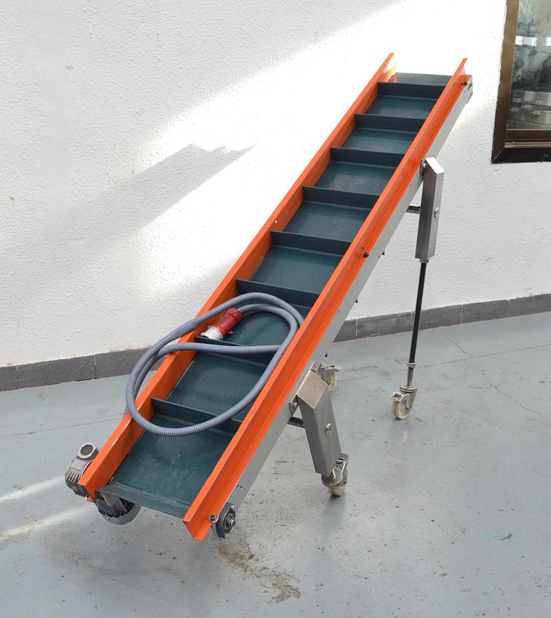 Usado Cinta transportadora Maquinaria Viñas 2300x300mm